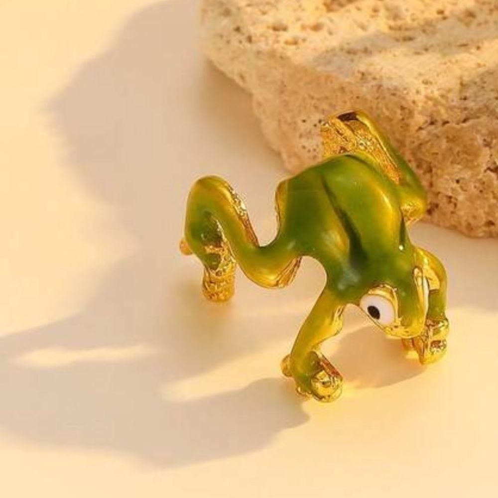 Green Frog cuff Earrings N1160